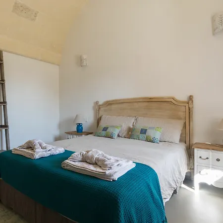 Trullo La Specchia Villa