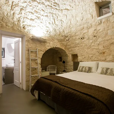 Trullo La Specchia Cisternino